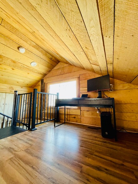 Building Photo - 38360 Hughesville Rd