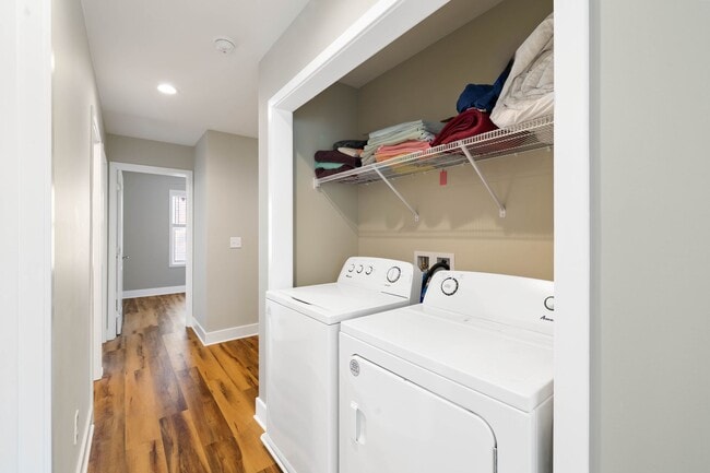 Building Photo - Brand New Townhouse Development in Blacksburg!