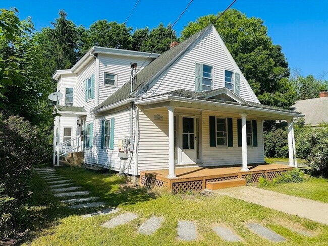 Primary Photo - 21 Elliott St