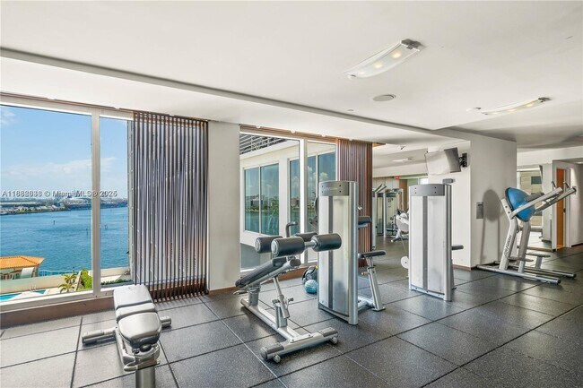Building Photo - 335 S Biscayne Blvd