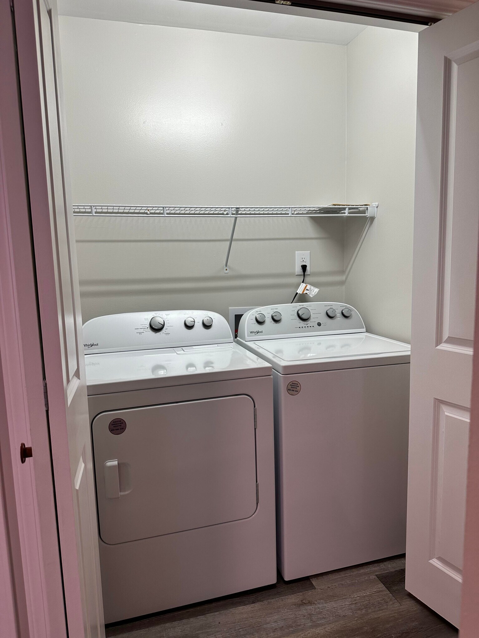 Building Photo - 720 W 17th St