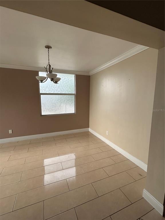 Building Photo - 339 La Paz Dr