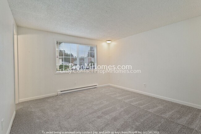 Building Photo - Enjoy the Cedar Hills Lifestyle in this Th...