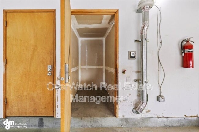 Building Photo - 5125 Rhyner Ct