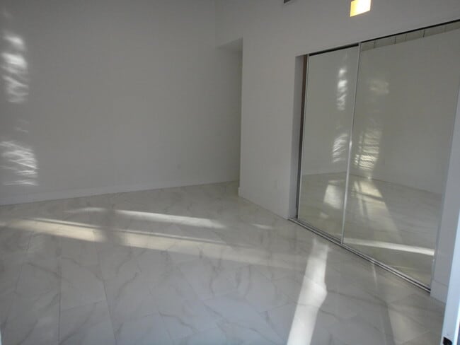 Building Photo - 1187 Periwinkle Pl