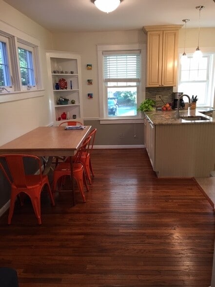 Dining Area - 1178 Elm Avenue