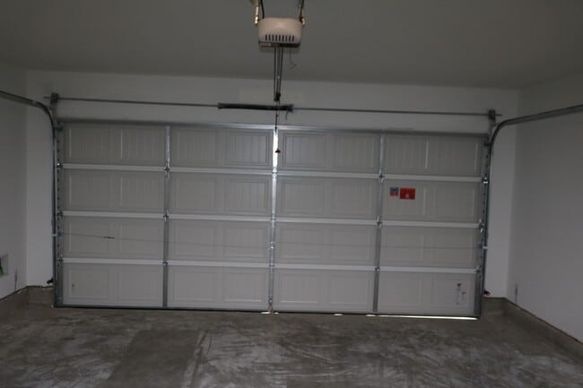 Building Photo - 25303 Leather Leaf Ct