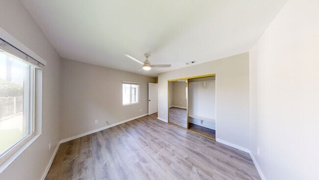 Building Photo - Beautiful 7BD/4BA on Mary