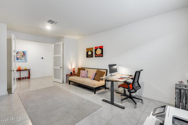 Building Photo - 3044 W Monte Way