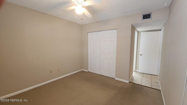 Building Photo - 27 Veronese Ct