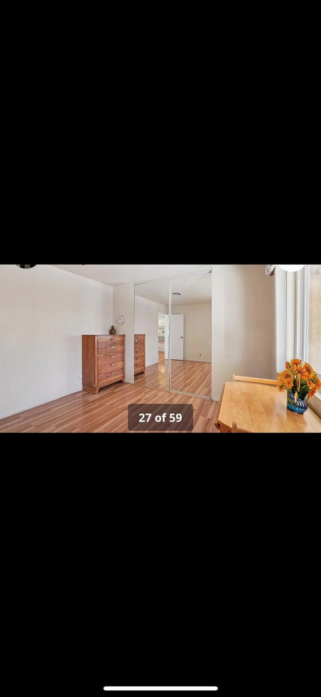 Building Photo - 74584 Nevada Cir E