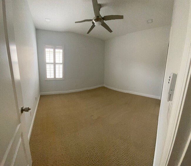 Building Photo - 8132 Vía Bella Notte