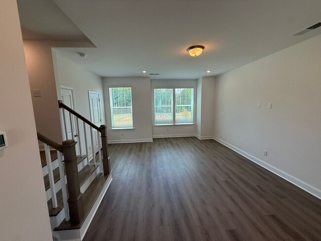 Building Photo - Brand New Townhome in Ballantyne!!