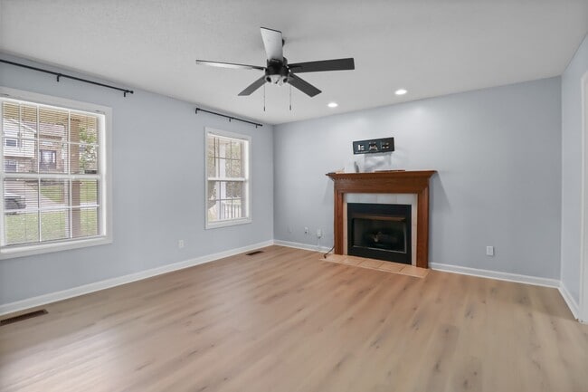 Building Photo - 934 Hedge Apple Dr