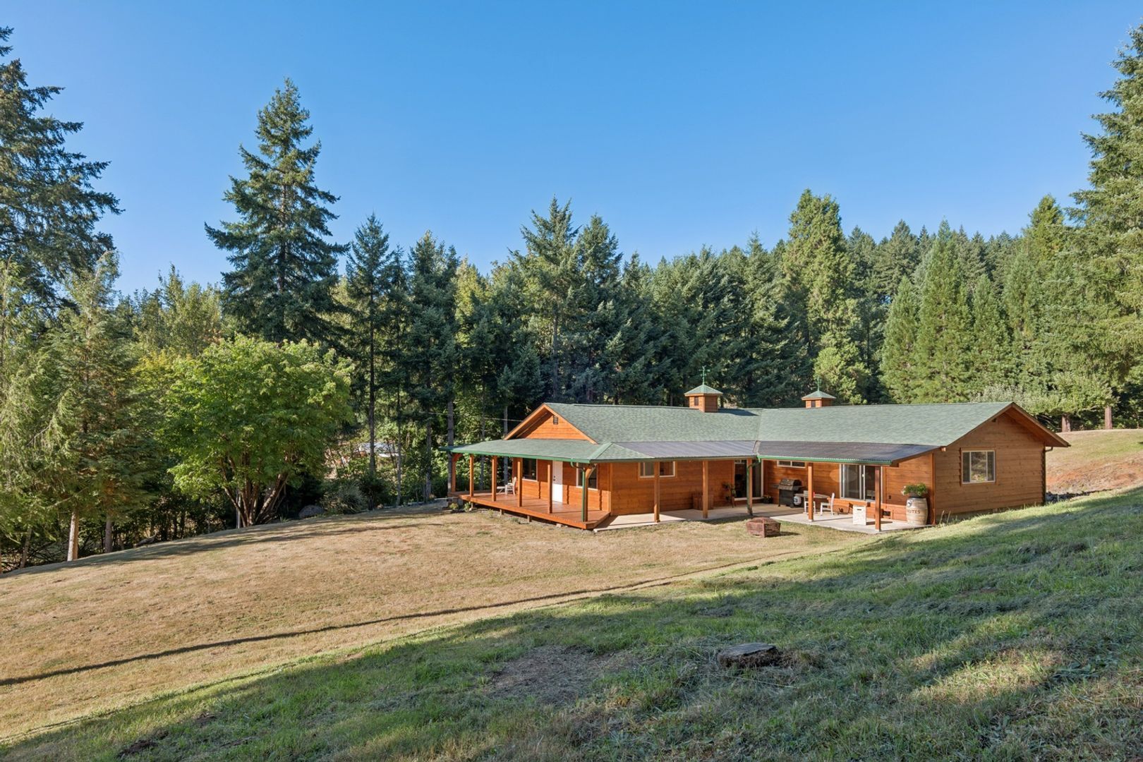 Building Photo - 2011 Pleasant View Dr