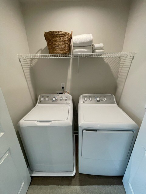 Building Photo - 420 Park Ave