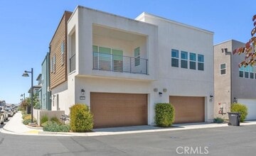 Building Photo - 352 Merit