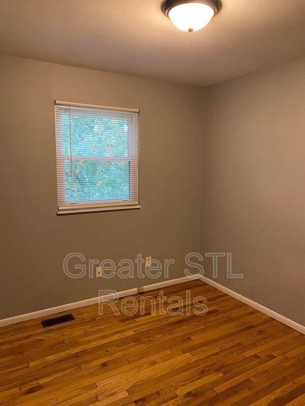 Building Photo - 2281 Campus Dr