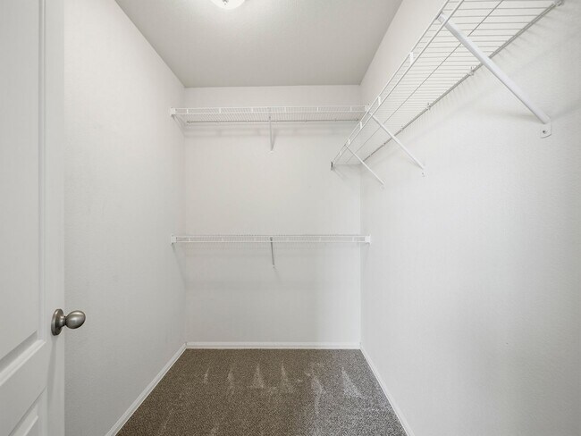 Building Photo - 527 Stoney Brook Rd