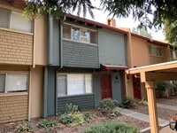 Building Photo - Adorable 3 Bed 1.5 Bath Covell Commons Condo ( fall Rental )