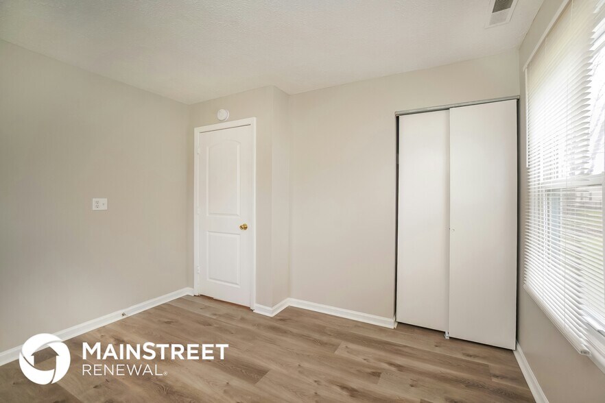 Building Photo - 51 Sunset Mnr Dr