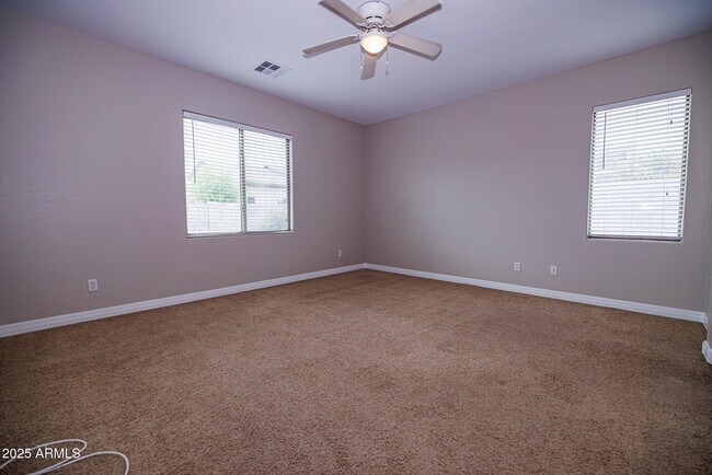 Building Photo - 1242 E Cassia Ln