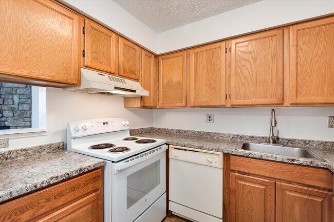 Building Photo - 17206 E Harvard Ave