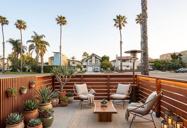 Building Photo - 1421 Grand Ave