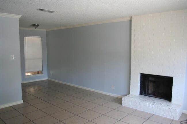 Building Photo - 5314 Atascosa Dr