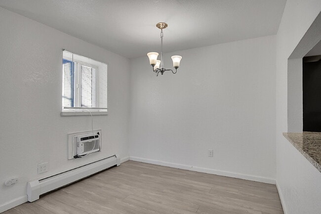 Building Photo - $1,475.00 - 2 Bedrooms, 1 Bathroom, Condo in Denver with Cozy Carpet!
