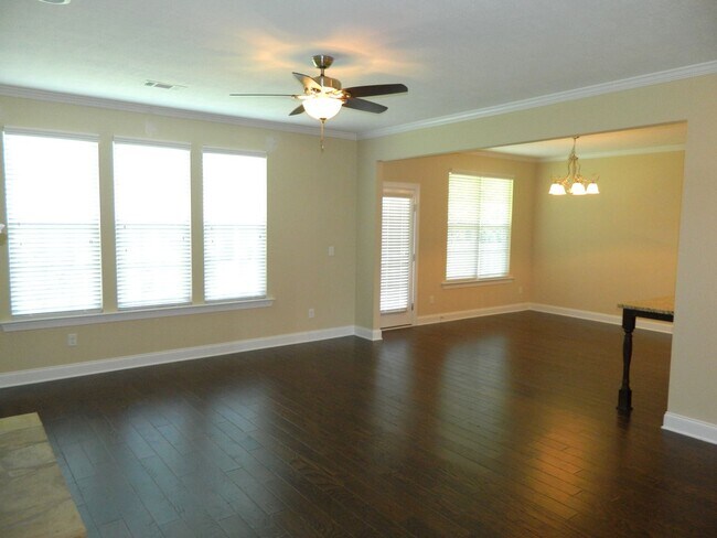 Building Photo - 835 Williford Run Dr