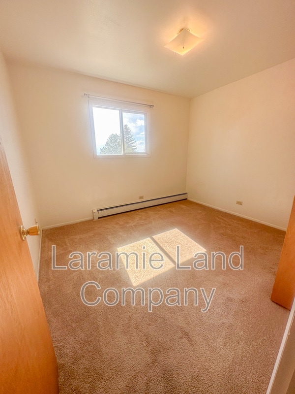 Building Photo - 1503 E Baker St