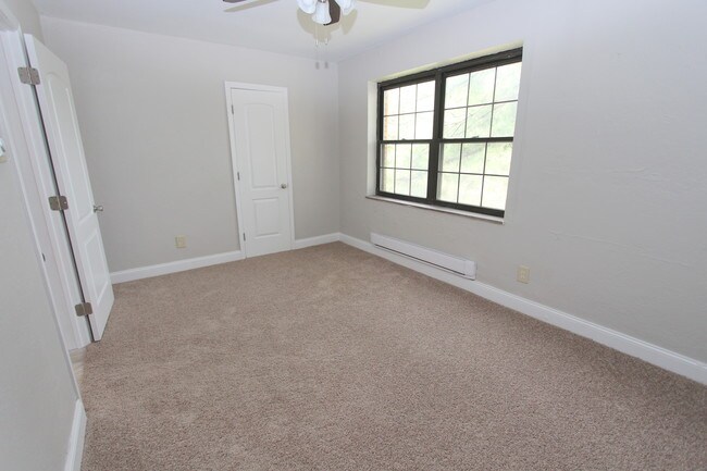 Bentley - Pittsburgh, PA | Apartment Finder