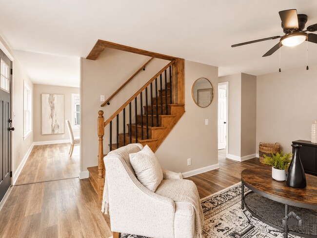Building Photo - Spacious 3-Bedroom, 2-Bathroom Home – Heat Included!!!