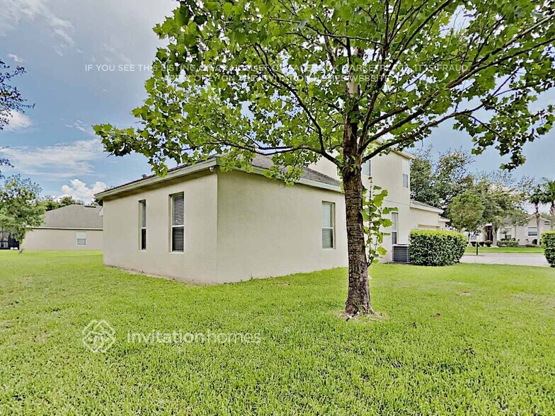 Building Photo - 2627 Spicebush Loop