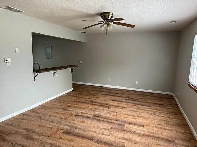 Building Photo - 1007 S Sheridan St