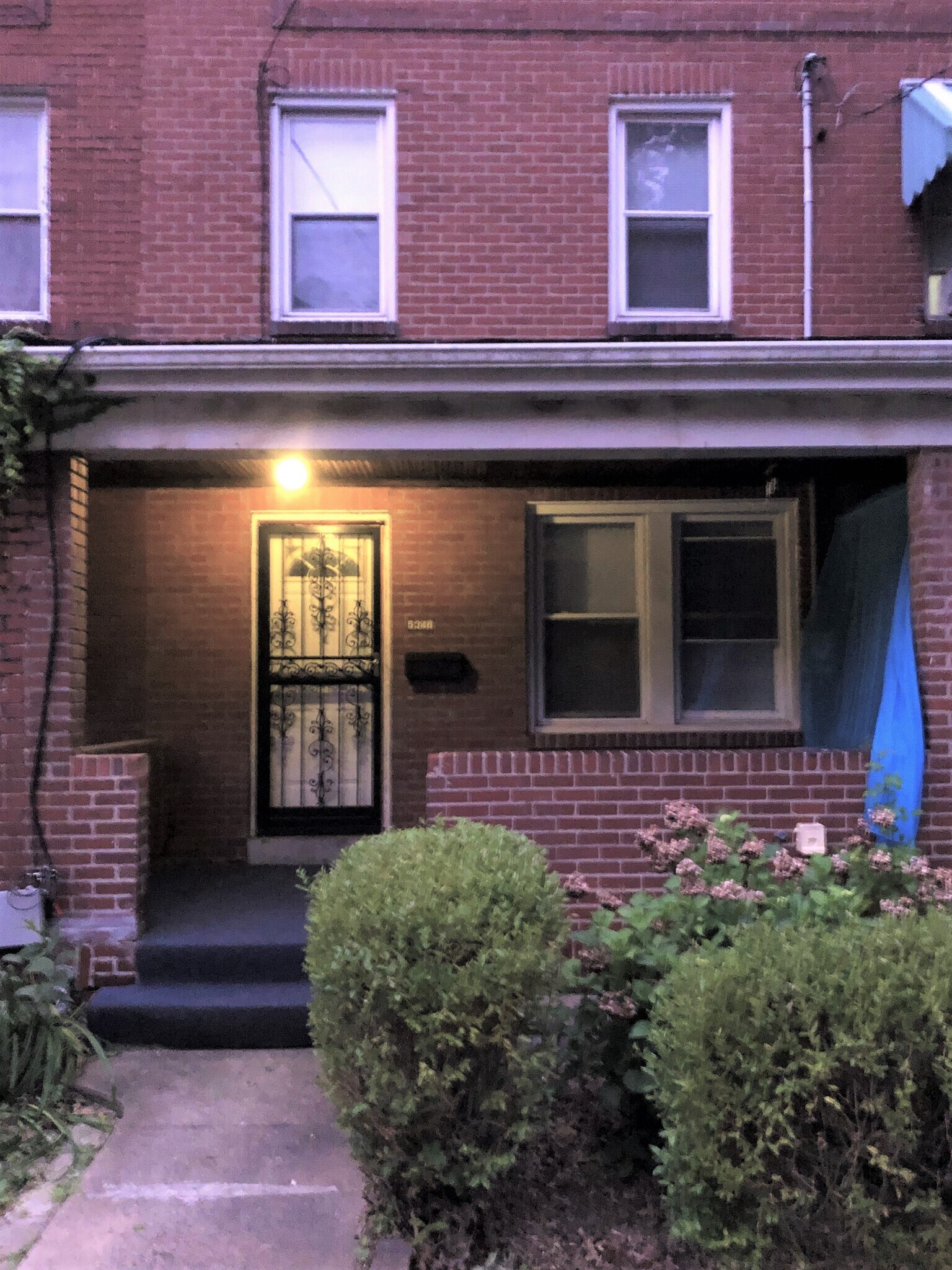 Building Photo - 5346 Hillcrest St