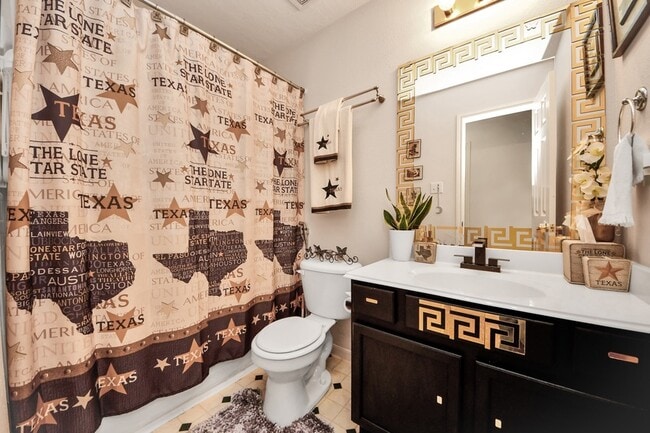 Building Photo - 1611 Bob White