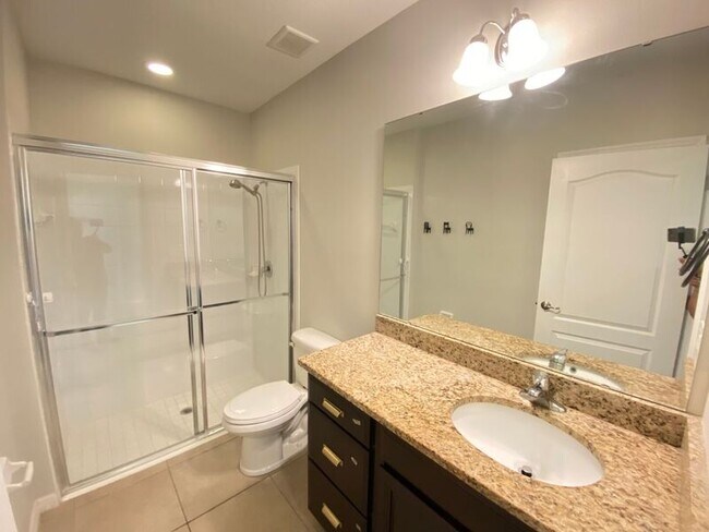 Building Photo - 600 Northern Way