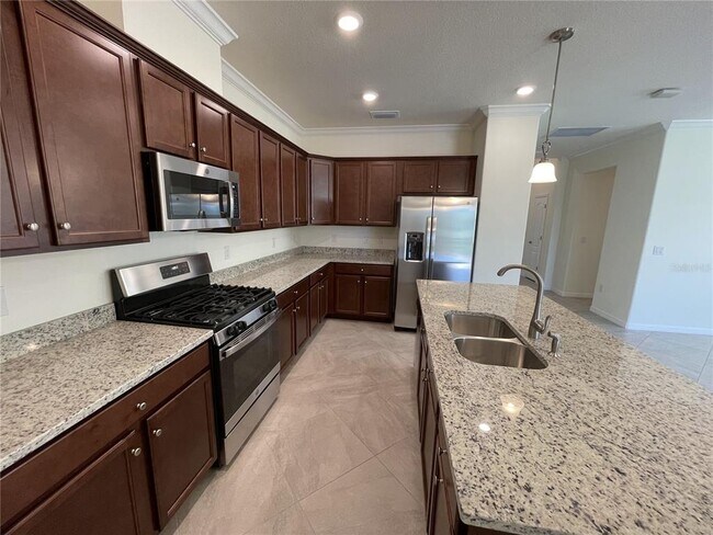 Building Photo - 5127 Tobermory Way