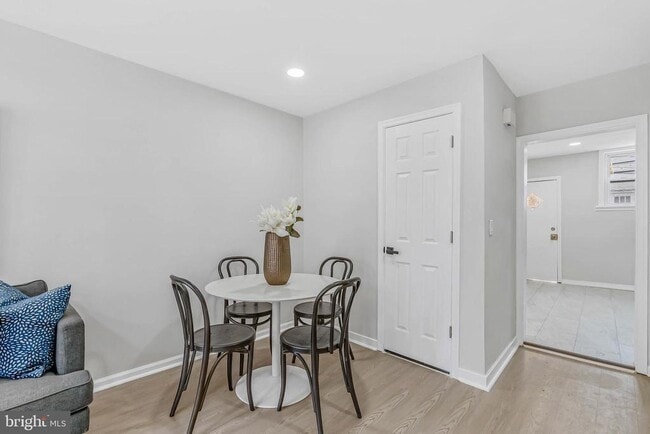 Building Photo - 2839 Winton St