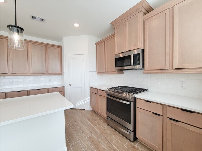 Building Photo - 10058 Rosette Dr