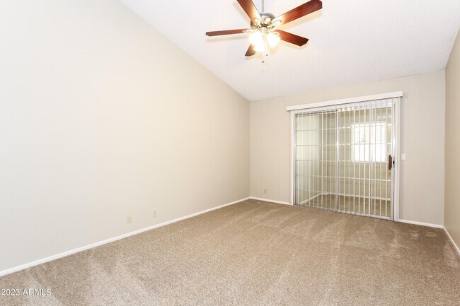 Building Photo - 6016 W Desert Cove Ave