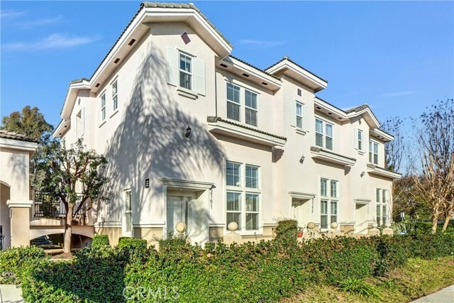 Building Photo - 2191 Associated Rd