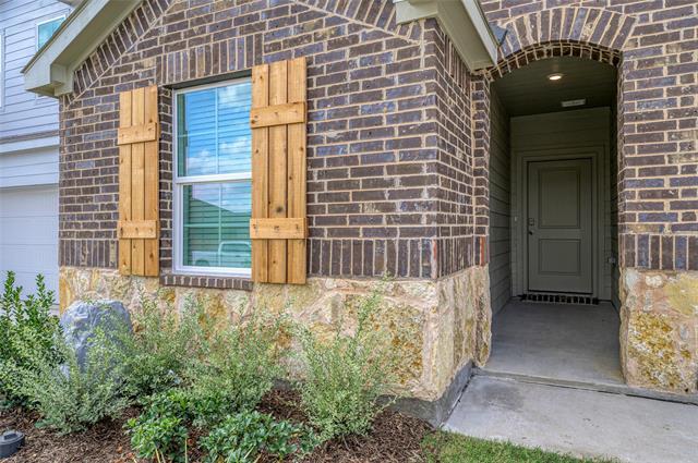 Building Photo - 4318 Carnation Dr