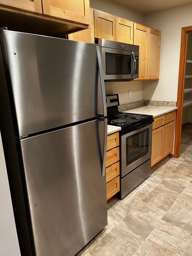 Building Photo - Very well maintained home in Poulsbo.