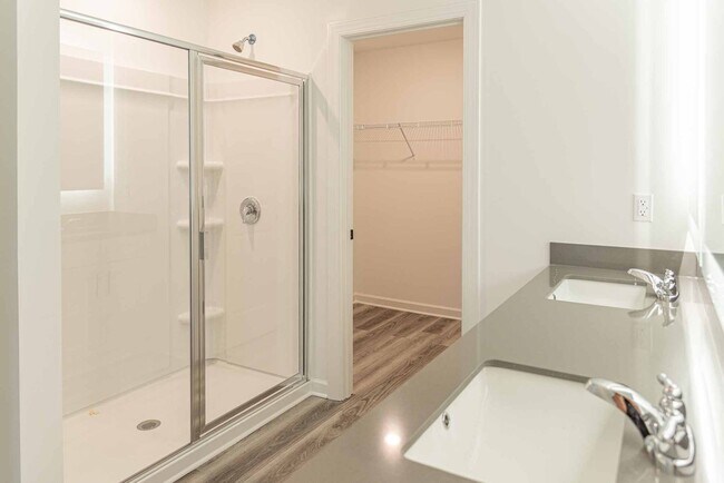 Building Photo - BRAND NEW SINGLE FAMILY HOME IN LOGANVILLE