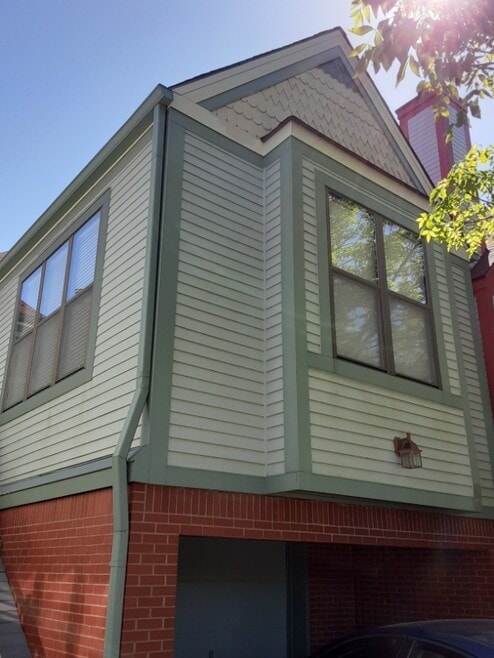 Building Photo - 121 E 29th St