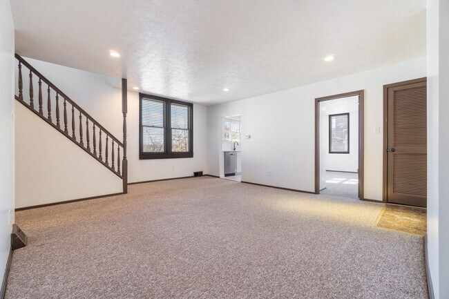 Building Photo - 4312 Lydia St