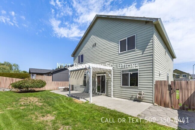 Building Photo - 542 S Driftwood Ln